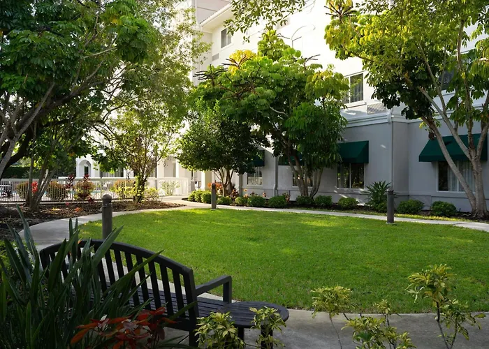 Courtyard Fort Myers At I-75 And Gulf Coast Town Center