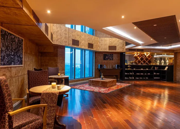 Vivanta Hyderabad, Begumpet