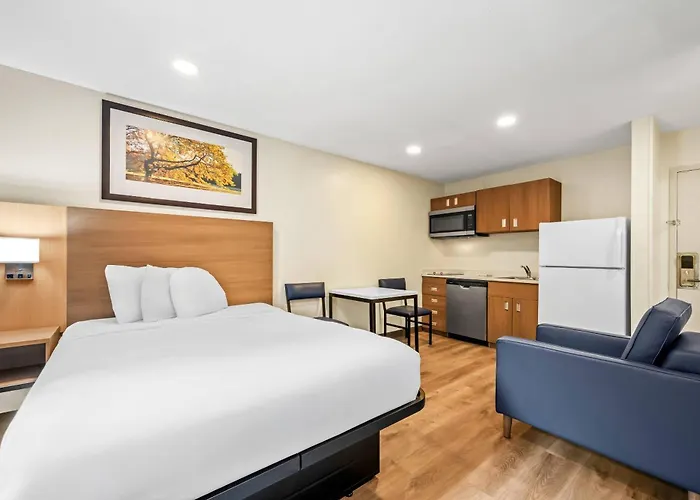 Mainstay Suites Raleigh North