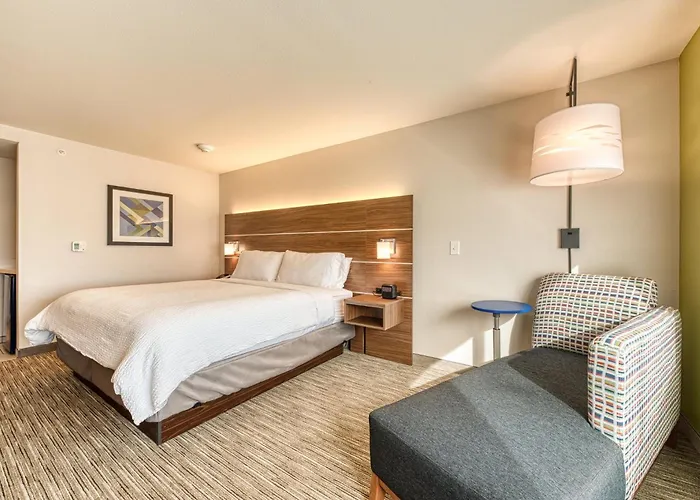Holiday Inn Express & Suites - Manitou Springs By Ihg