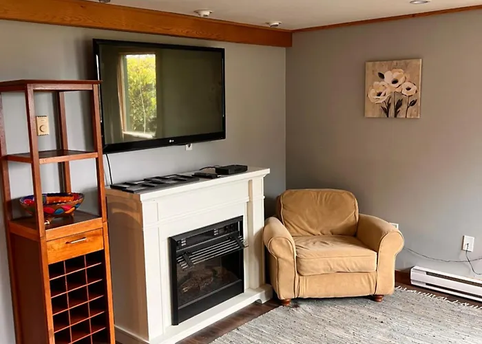 Bear Cove Cottages