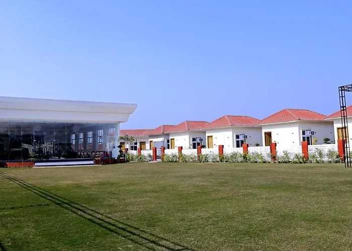 Aadya Dreams Banquet & Lawn