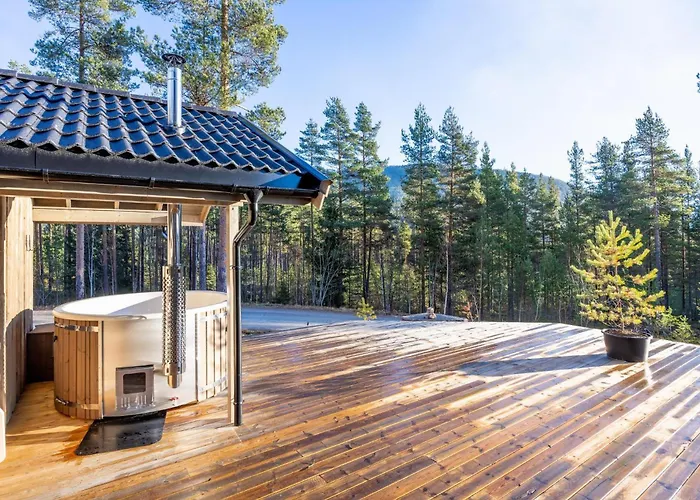 Gronnsted 8P With Bathtub Hot Tub