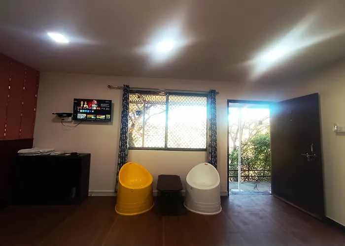 Richi Rich Hill Resort