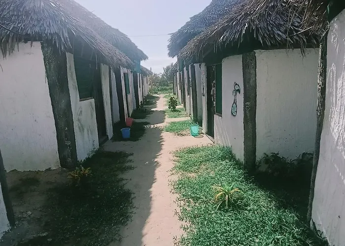 Babalao Beach Resort, Backpackers & Tent