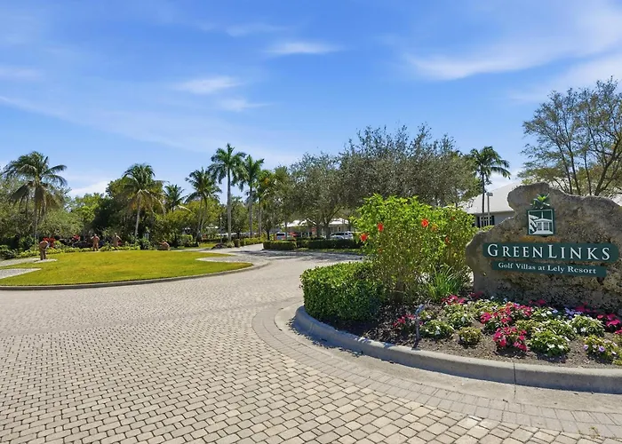 Greenlinks Golf Villas At Lely Resort