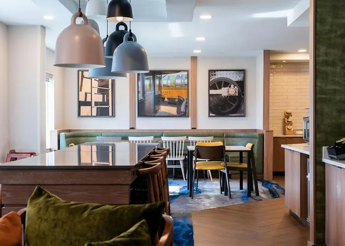 Fairfield Inn & Suites By Marriott Atlanta Kennesaw