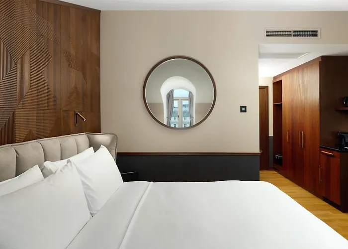 Iceland Parliament Hotel, Curio Collection By Hilton
