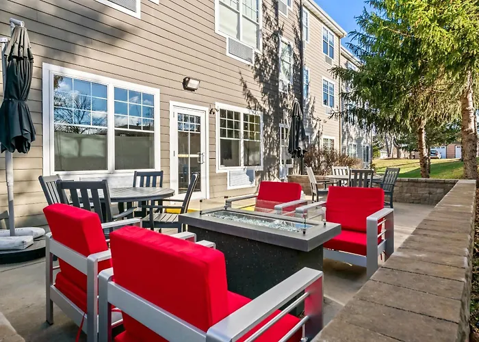 Country Inn & Suites By Radisson, Red Wing, Mn