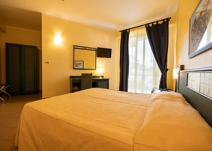 Dolcestate Hotel -Club