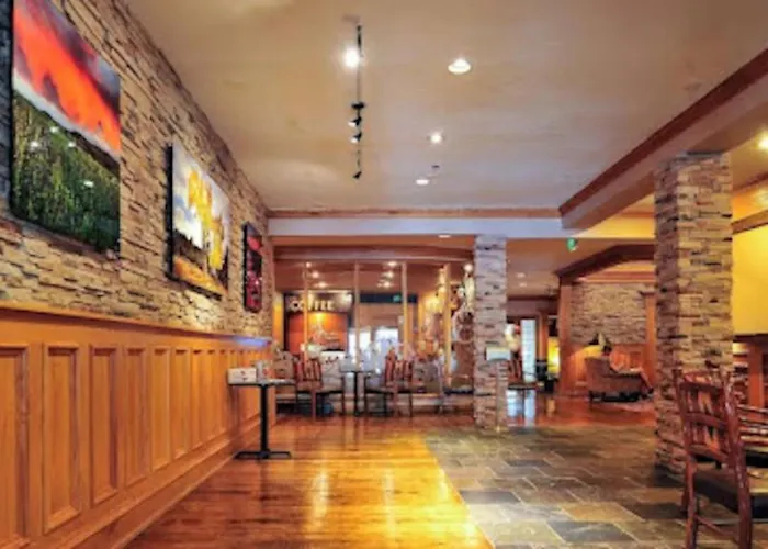King Bed Condo At Cedar Breaks Lodge
