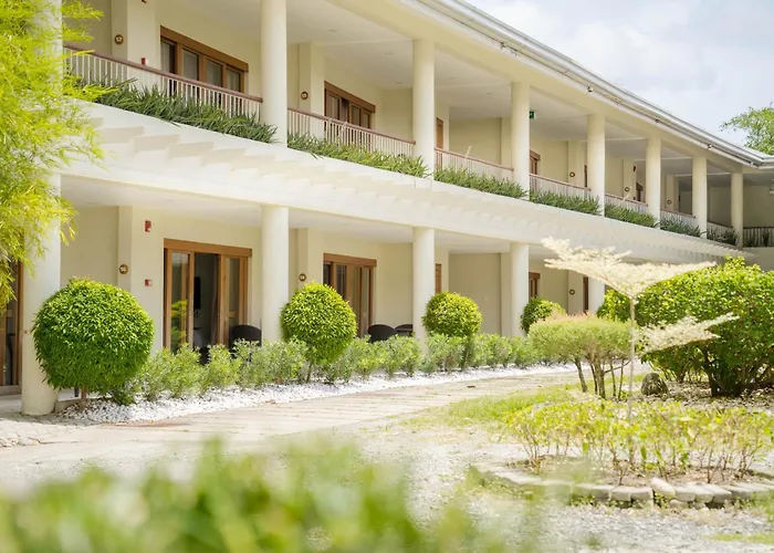 Almont Inland Resort