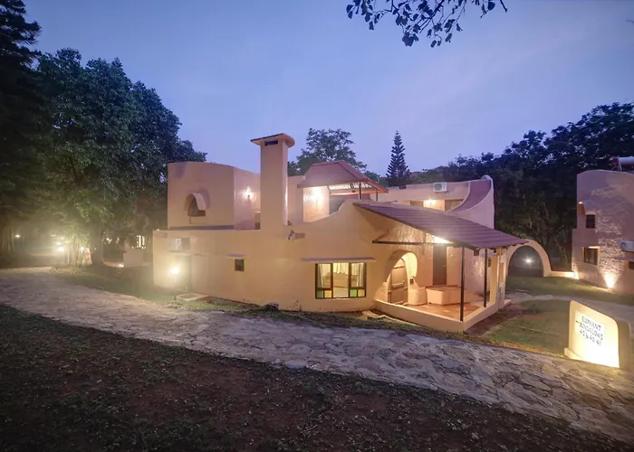 The Country Club Wildlife Resorts