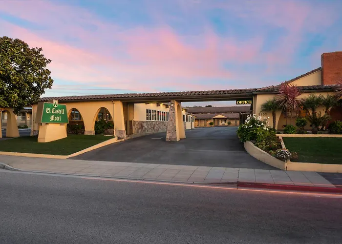 El Castell Motel Monterey