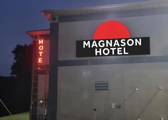 Magnason Hotel