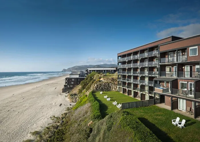 Starfish Manor Oceanfront Hotel