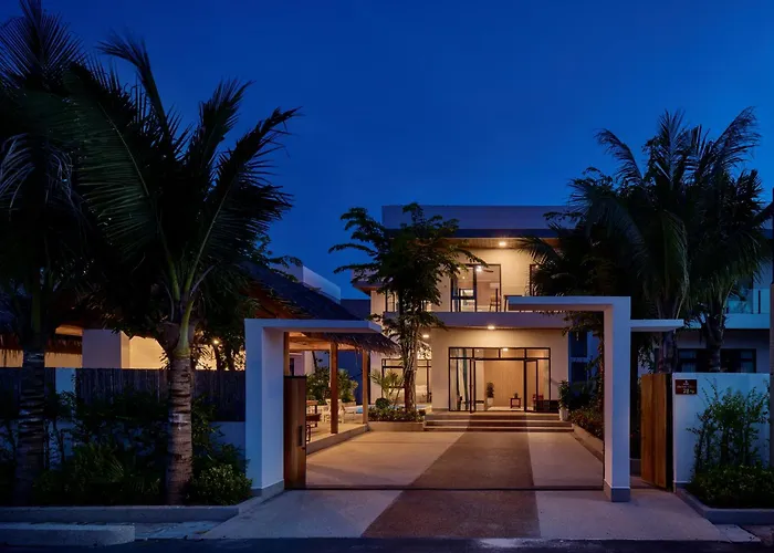 Royal Beach Resort And Residence By Ehm