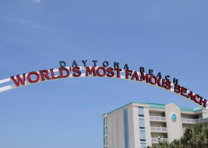 Holiday Inn Express & Suites Oceanfront Daytona Beach Shores By Ihg