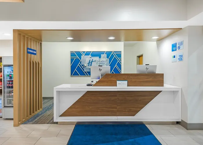 Holiday Inn Express Hotel & Suites Charlotte By Ihg