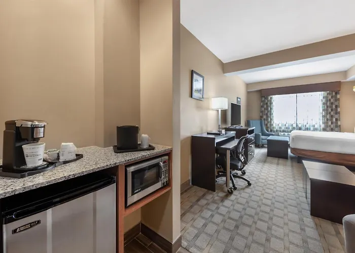 Best Western Plus Miami Executive Airport Hotel And Suites