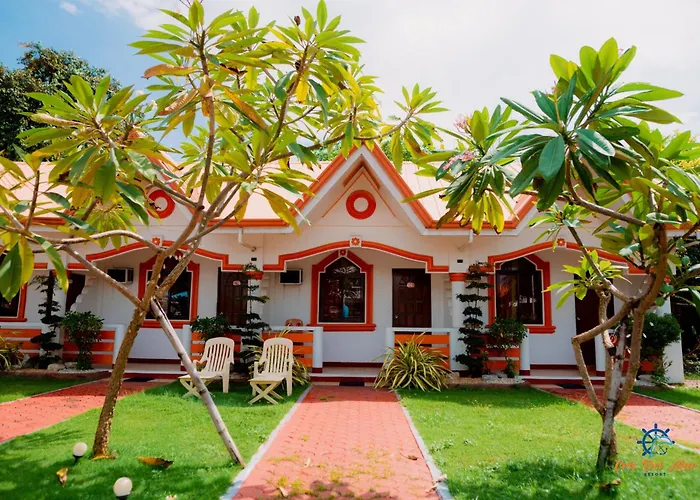 Cris Del Mar Resort
