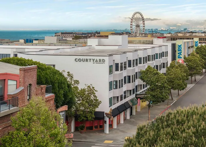 Courtyard By Marriott Fishermans Wharf