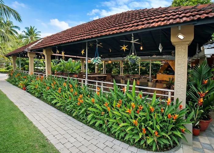 Lake N River Resort Munroe Island By Bago Retreats