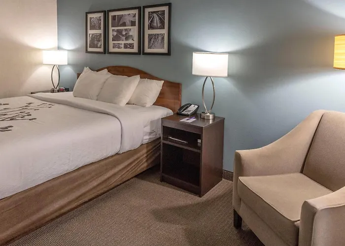 Sleep Inn & Suites Evansville - Casper