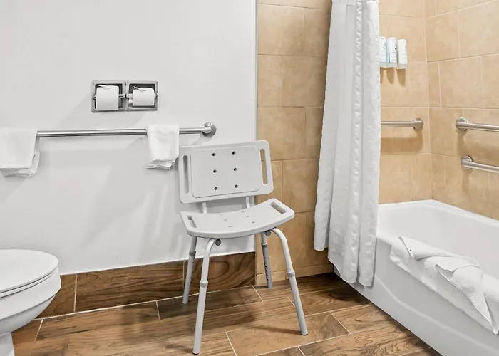 Country Inn & Suites By Radisson, Muskegon, Mi