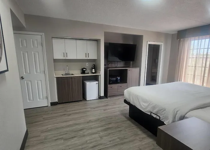 Ramada By Wyndham Westminster Denver