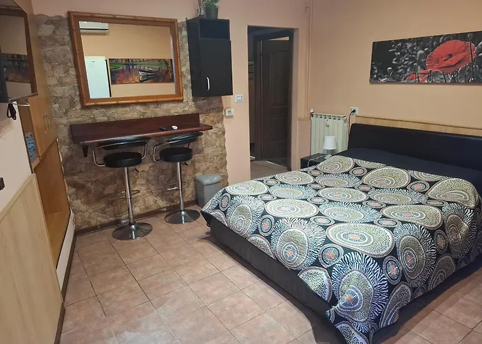 Gina B&B
