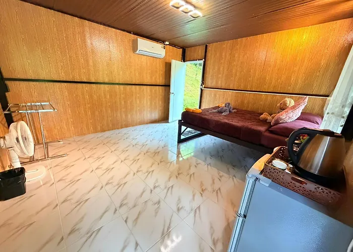 Amornkeeree Khao Sok Camping
