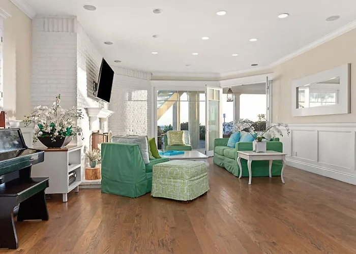 Malibu Dunes By Fieldtrip Expansive Hamptons-Style Estate W Private Beach Backyard