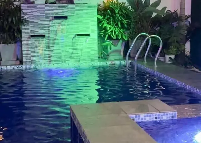 La Isha Garden Pool