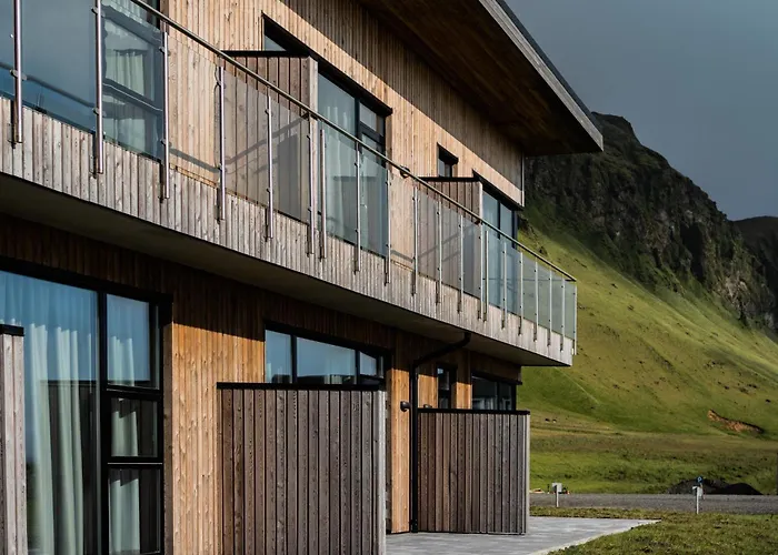 Black Beach Suites