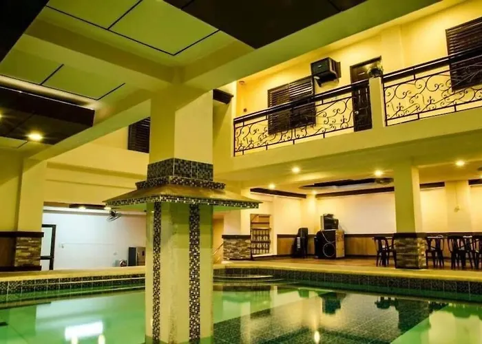 Dreamwave Resort Laguna