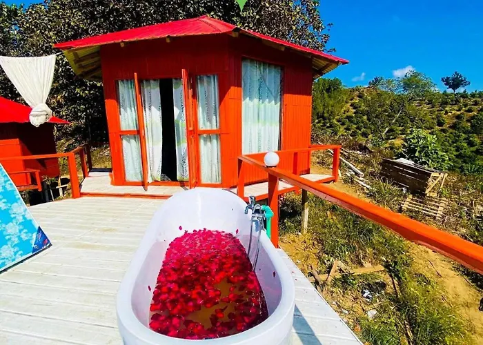 Toma Tungi Resort & Restaurant