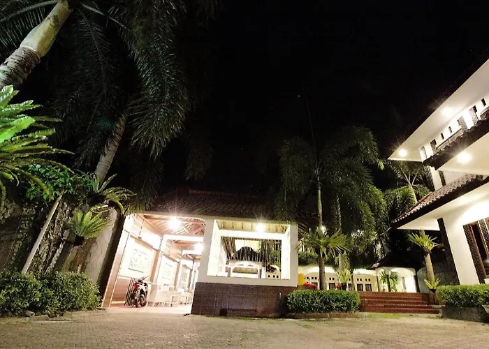 Pondok Indah Beach Hotel