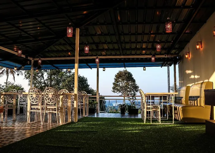Misty Bean Resort