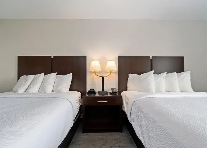 The Windstar Hotel - Emerald Isle, Swansboro