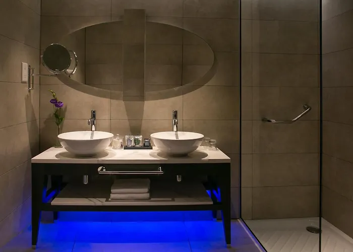 Vangelis Hotel & Suites
