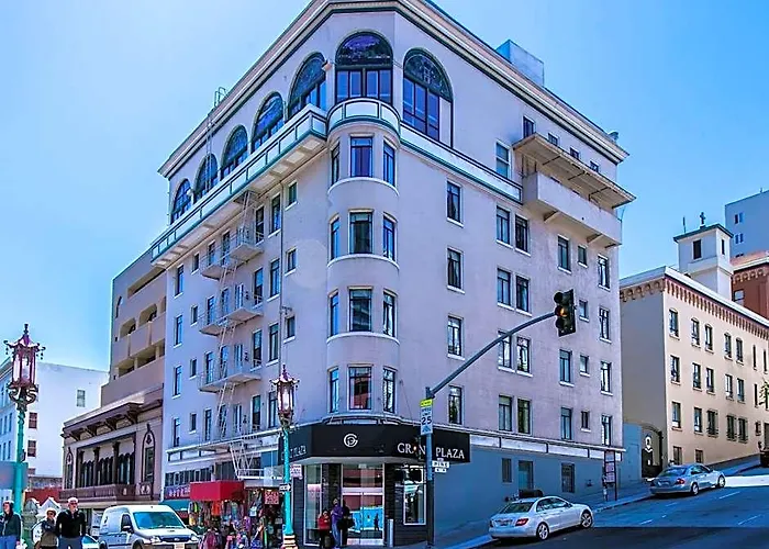 Grant Plaza Hotel