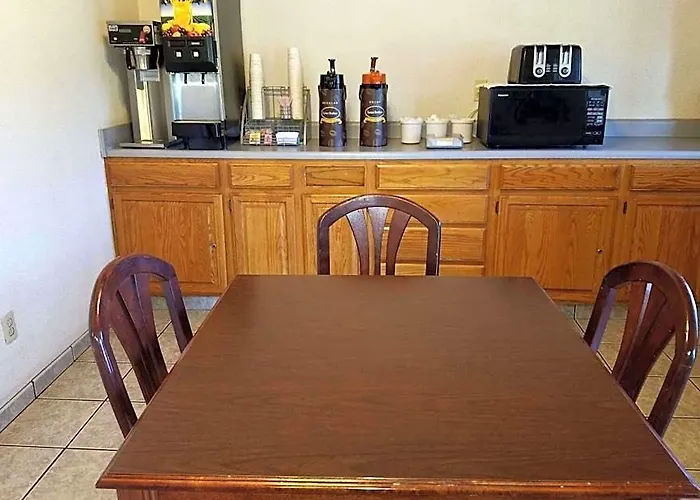 Knights Inn Franklin