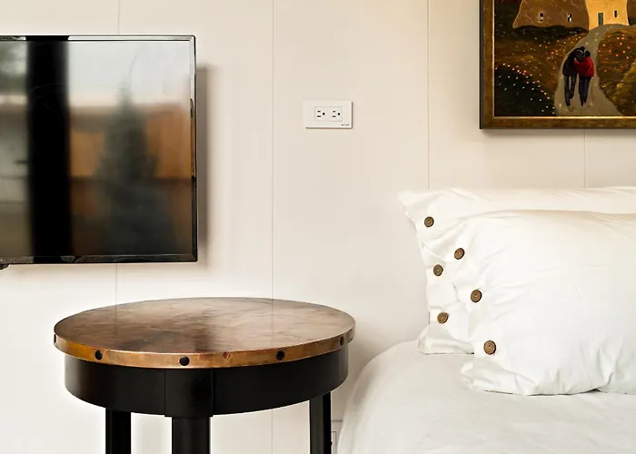 Luxx Taos Motor Lodge