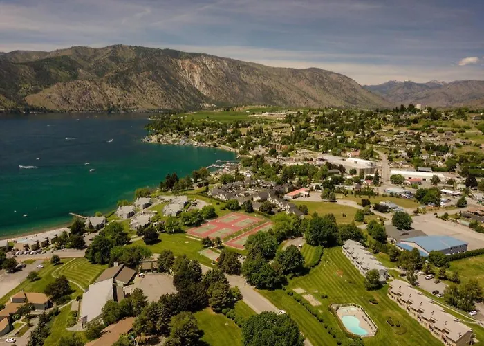 Wapato Point Resort