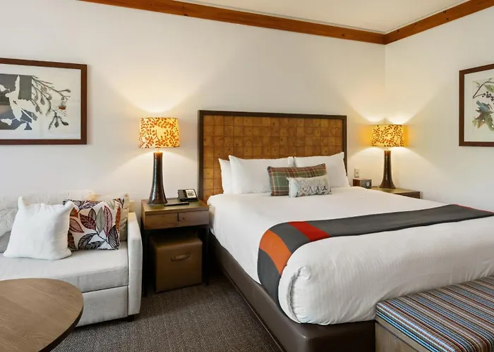 1326 Studio Lodge At Spruce Peak At Stowe Mt Resort Sleeps 4