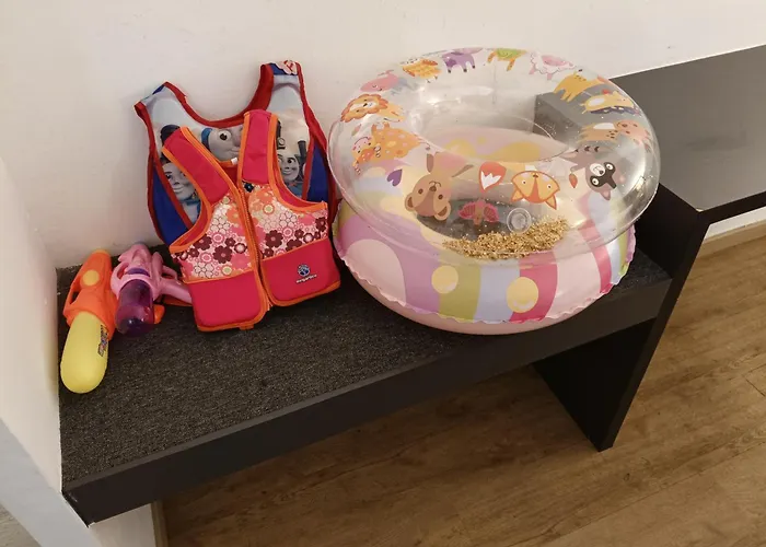 H&A Private Suite Inside H Elite Hotel - Video Games, Netflix, Pelampung, Life Jacket, Kids Toys, Super King Bed