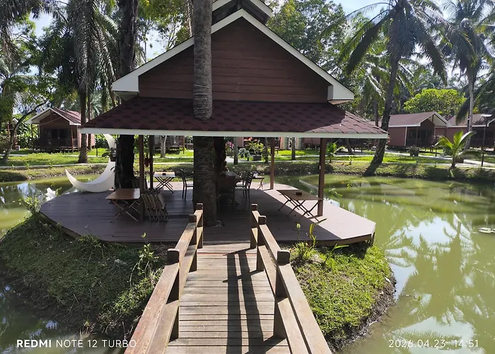 仙本那棕榈湖度假村palm Lake Resort