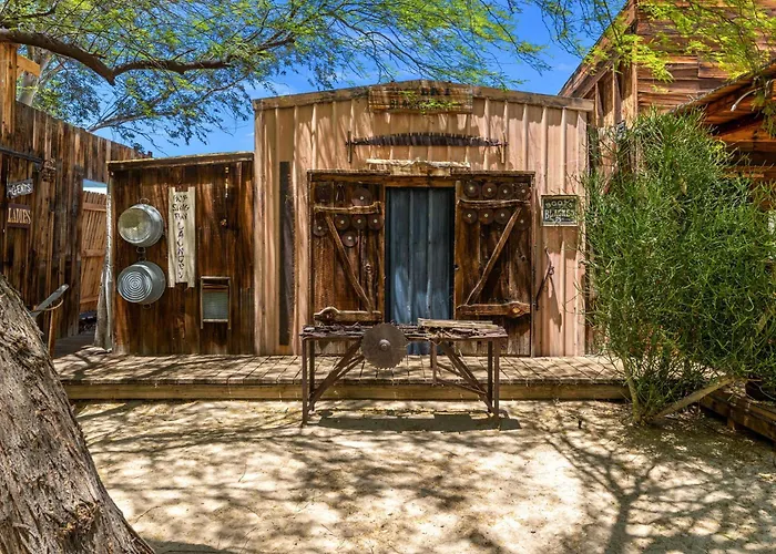 The Bubbling Wells Oasis, 3 Homes On 107 Acres