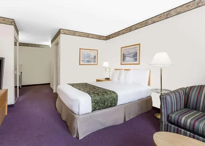 Days Inn By Wyndham Ocean Shores